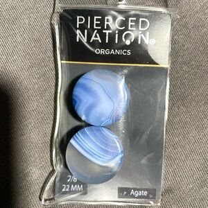 NWT 7/8 (22mm) Agate Plugs
